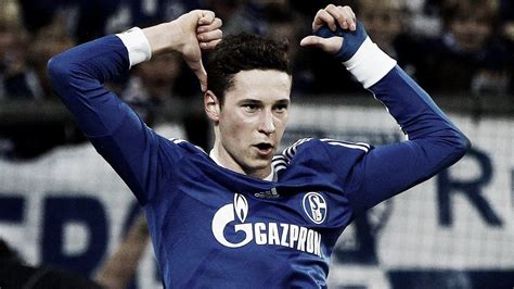 Schalke deny Arsenal sent a delegation, claim Julian Draxler will stay at the club until the ...