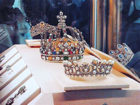 The French Crown Jewels exhibited in the Galerie d’Apollon at the Musée du Louvre, Paris ...
