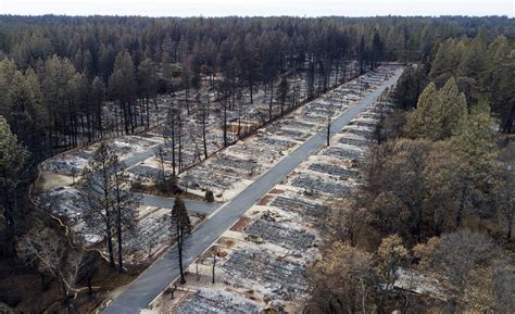 Paradise, devastated by 2018 Camp fire is, threatened again - Los ...