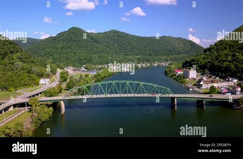 Kanawha river bridge Stock Videos & Footage - HD and 4K Video Clips - Alamy