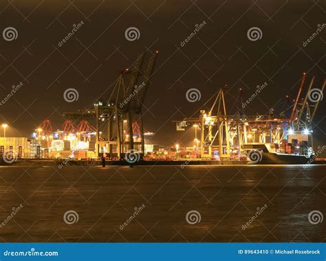 Hamburg Sea Port at night editorial image. Image of exterior - 89643410