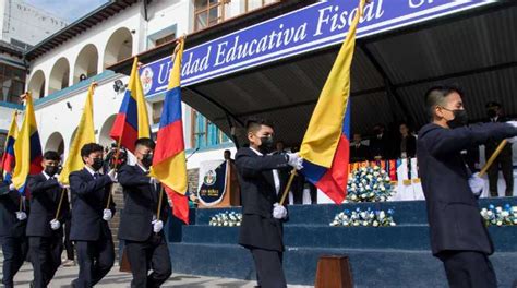 ¿Cuándo es el juramento a la Bandera en Ecuador? - El Comercio