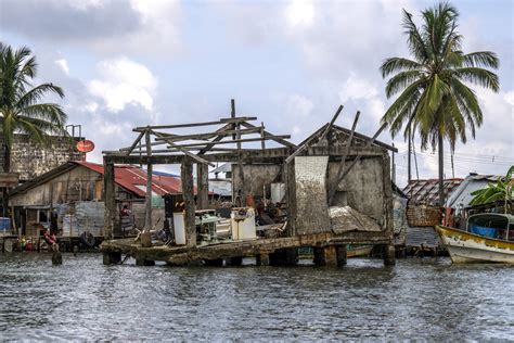 'We're going to sink': hundreds abandon Caribbean island home