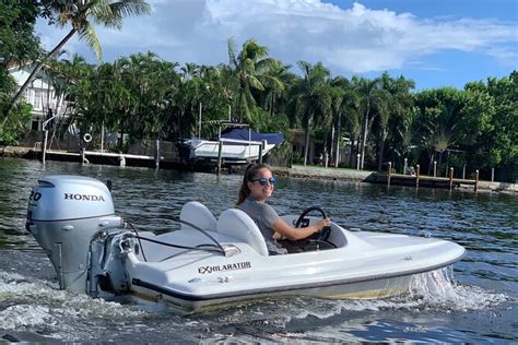 Fort Lauderdale Mini Powerboat Rental 2024