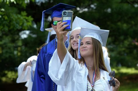 Newtown High School graduates take center stage at commencement