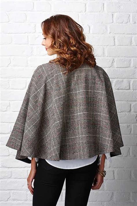 How to sew a circle cape: free pattern | Coat pattern sewing, How to make a cape, Cape pattern