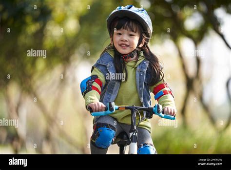 Wearing helmet hi-res stock photography and images - Alamy