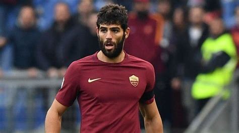 Federico Fazio Height, Age, Weight, Trophies - Sportsmen Height