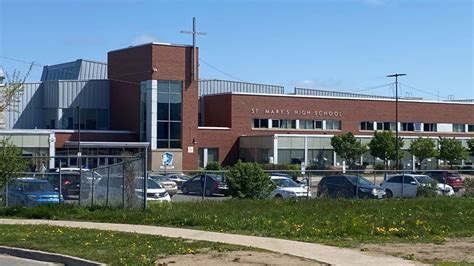 Police called to St. Mary’s High School due to online threat: WRPS | CTV News