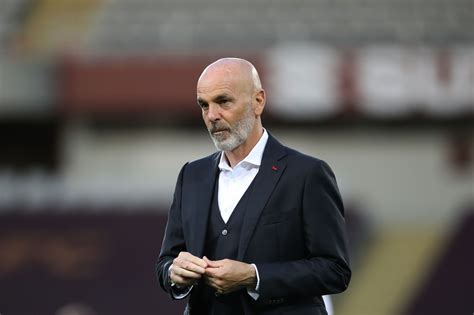 AC Milan Are Considering Repaying Manager With A Contract Extension ...