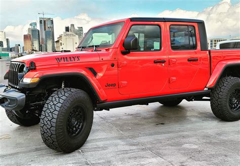 2021 Jeep Gladiator Willys lift kit - Mopar + Rhinos | Jeep Gladiator (JT) News, Forum ...