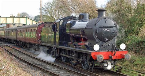 47s and other Classic Power at Southampton: Watercress Line Spring Steam Gala, 14th February 2016