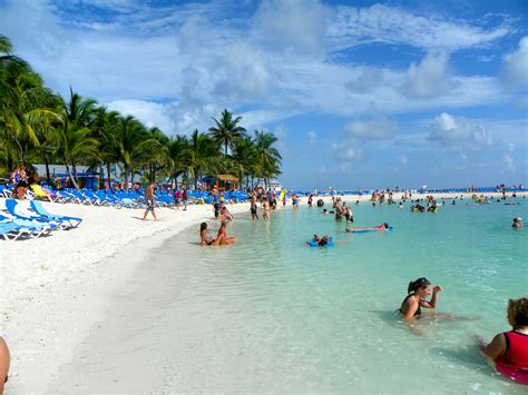 Coco Cay, Bahamas | Places to travel, Beach place, Beach trip