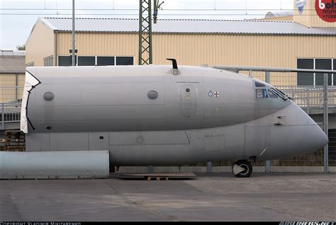 Hawker Siddeley Nimrod R1 (801) - UK - Air Force | Aviation Photo ...