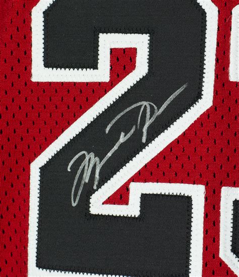 Michael Jordan Signed Bulls Jersey (UD) | Pristine Auction