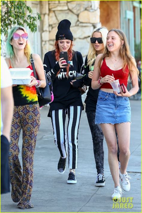 Photo: bella thorne youtuber tana mongeau share pre birthday kiss 05 | Photo 3969758 | Just Jared