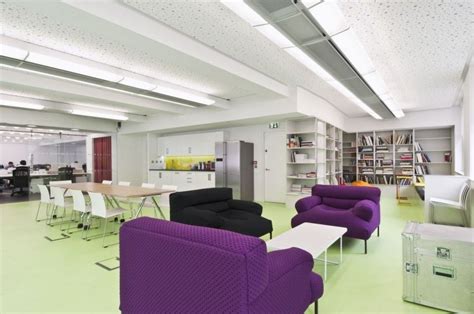 5osA: [오사] :: [ Essentia Designs ] Dentsu London Office Interior Open Office Design, Office ...