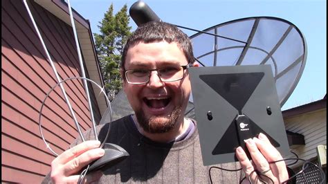 Clear TV Flat Antenna Review and Unboxing + VS Rabbit Ears - Free To Air Antenna Testing! - YouTube