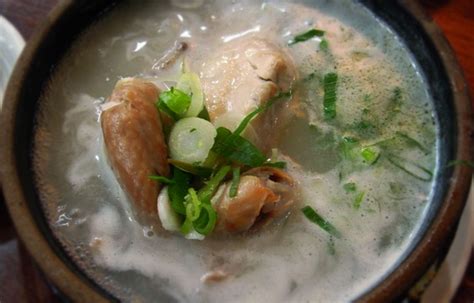 Samgyetang | Traditional Chicken Dish From South Korea