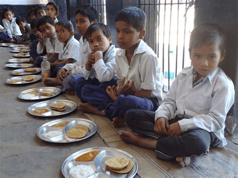 Telangana govt provides Midday Meal Scheme to government school students