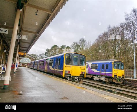 Buxton railway station hi-res stock photography and images - Alamy