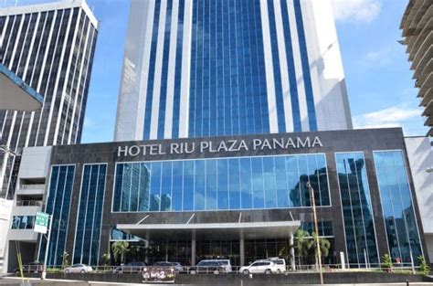 Hotel RIU - Barefoot Panama Tours