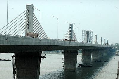 Nivedita Setu - News and views from Kolkata, India, and around the world