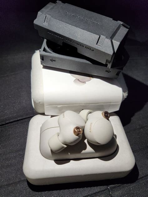 Sony WF-1000XM4 earbuds silver, Mobile Phones & Gadgets, Mobile ...