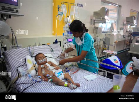 Nov 26, 2012 - Bangalore, Karnataka, India - The ICU Pediatric Ward Stock Photo: 57689896 - Alamy