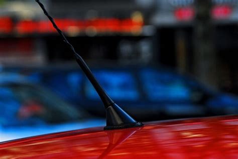 Car Antenna Replacement Cost [DIY & PRO Installation]