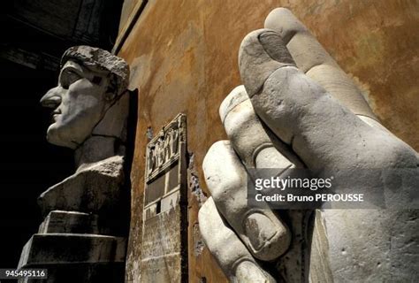 Statue De Constantin Ii Photos and Premium High Res Pictures - Getty Images