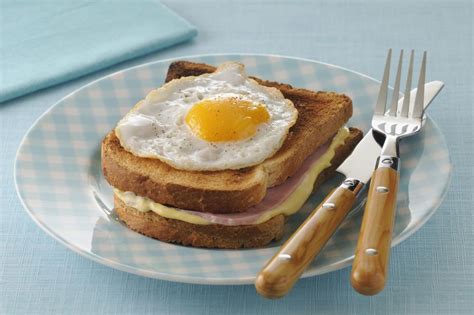 Croque Madame Ham, Cheese, and Egg Sandwich Recipe