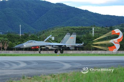 J-11 fighter jet in night combat flight training - Ministry of National ...