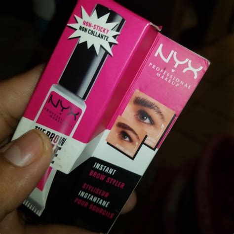 NYX The Brow Glue Instant Brow Styler Review - Martini Thoughts