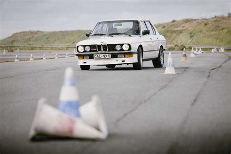 ALPINA Shows Immaculate B7 Turbo E28 To Remind Us Of Simpler Times