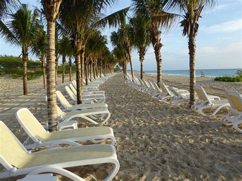 Lounging at the beach at the new Riu Dunamar Swim Up Bar, Water Park ...