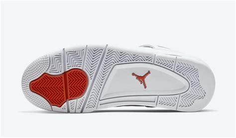 Official Photos of the Air Jordan 4 “Orange Metallic” – The Elite