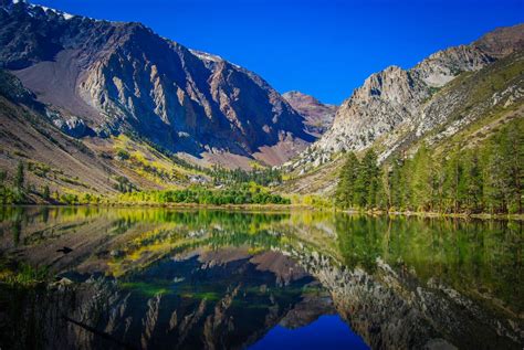 5 places in the Sierra to beat the heat and see fall colors this ...