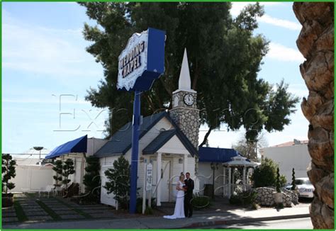 Graceland Wedding Chapel Review | Exporing Las Vegas