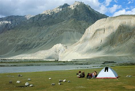 File:Zanskar river camping.jpg - Wikipedia
