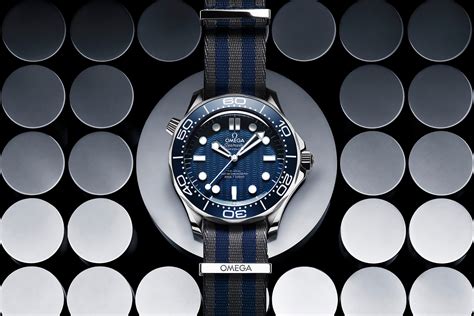 Omega James Bond 007 60th Anniversary Seamaster Diver 300m Co-Axial Master Chronometer 42mm ...