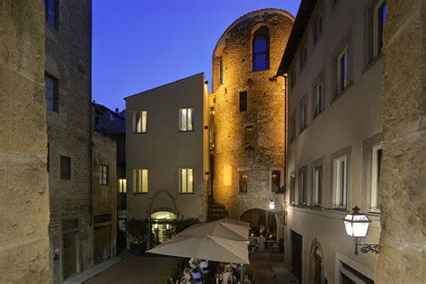 Brunelleschi Hotel Florence, Tuscany : Five Star Alliance