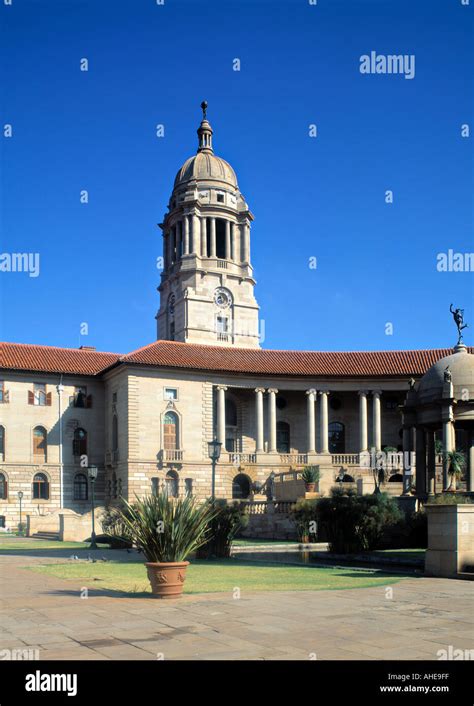 South African Parliament Building Stock Photos & South African ...