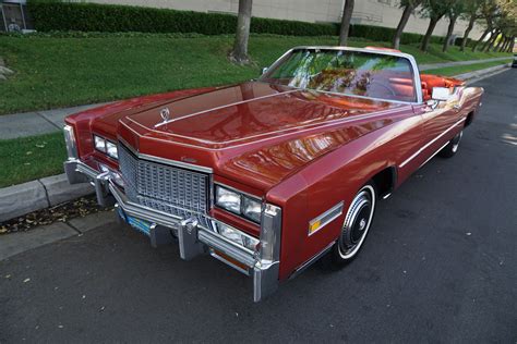 Frank Worthley Seguir claramente 1976 cadillac convertible Disfrazado Como Larry Belmont