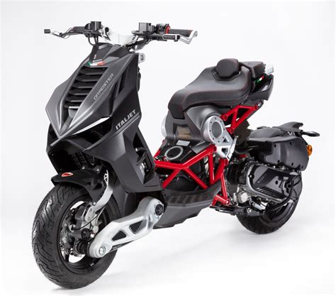 EICMA 2021 ITALJET DRAGSTER 125/200/e01-ELECTRIC 2022: Το αγωνιστικό ...