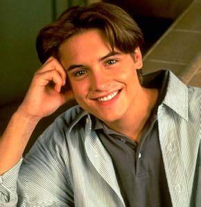 Eric Matthews (just look at that hair) | Boy meets world, Boy meets, Boy meets world characters