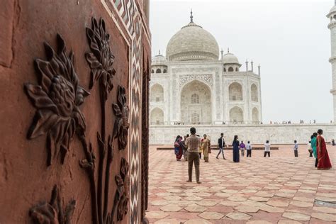 Taj Mahal photography tips for a short half day visit