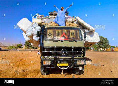 Overloaded Truck And Africa Stock Photos & Overloaded Truck And Africa ...