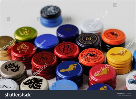 1,964 Screw top wine bottles Images, Stock Photos & Vectors | Shutterstock