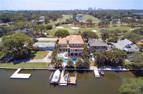 Inside Little Couple Jen Arnold and Bill Klein’s $2M waterside mansion featuring six bedrooms ...